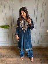 Velvet pheran set with kashmiri embroidery (Jasmin)