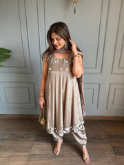 Beautiful mirror work detailing suit in pure chinnon with lining (Shina)