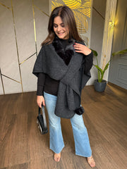 All new warm winter furr capes (Furr)