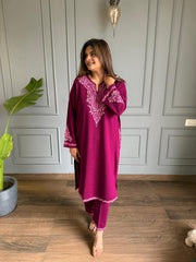 Woollen embroided Kashmiri pherans (Asharfi)