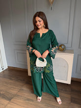 Beautiful embroider cut work detailing co-ord set (Arishfa)