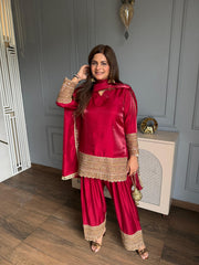 (Koyal) Beautiful festive wear suit in tissue fabric