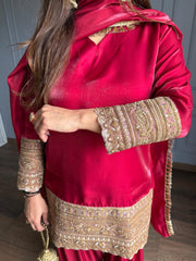 (Koyal) Beautiful festive wear suit in tissue fabric