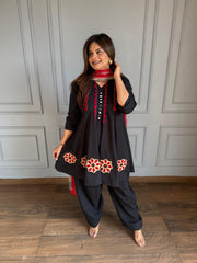 Pure cotton farshi salwaar suit with mirror detailing on neck and ghera (Aribha)
