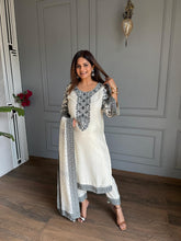 Pure cotton embroided suit (ZARA)