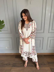 Most exclusive premium knitted wool embroidered pheran set (Vami)