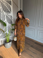 Super pretty and soft Crushed Georgette long dress (Kia)