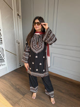 Pure cotton embroidered suit with dupatta (Minakshi)