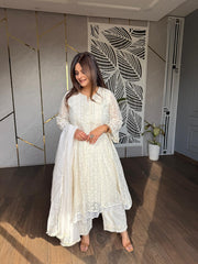 Cotton net laced suit