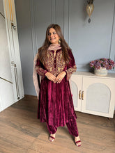 (Mazel) A line premium velvet hand embroidered suit with tissue dupatta