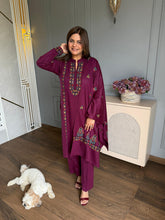 (Sukku) Beautiful embroidered woollen shawl suit