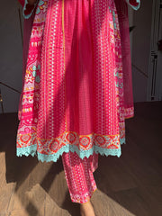 PREMIUM SHORT A LINE FLARRED SUIT (PINK)