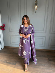 Printed summer suits (Thursday)
