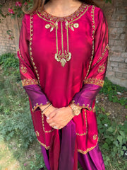 Beautiful hand embroidered farshi suit (Iraya)