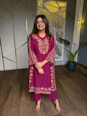 Woollen 2 piece embroided pheran set (Rubab)