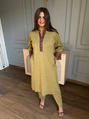 Woollen embroidered elegant pocket style co-ord set (Neena)