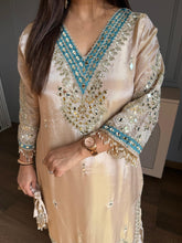 Beautiful long mirror detailing tissue suit with embroidered potli with full cotton lining (Lehar)