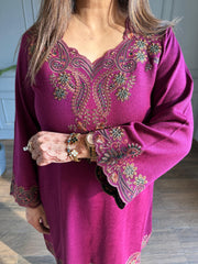 Kashmiri embroided 2 piece woollen co-ord set (Shiraz)