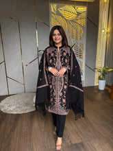 WOOLLEN FULL FRONT EMBROIDED SUIT WITH FULL WOOLLEN SHAWL