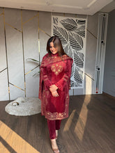 KASHMIRI PHERAN STYLE SHAWL SUIT