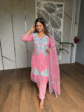 Cotton crochet embroided suit with hand painted organza dupatta (Kohinoor)