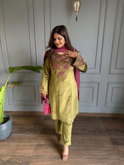 Corduroy soft and strechable velvet suit with embroidered silk dupatta (Natasha)