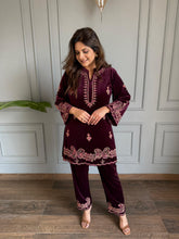 Velvet thread embroidery stylish woollen co-ord set (Habiba)