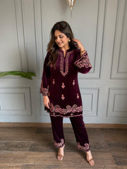 Velvet thread embroidery stylish woollen co-ord set (Habiba)