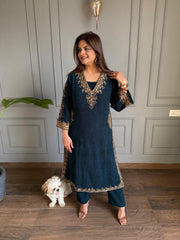 Corduroy velvet kashmiri pherans (Mira)