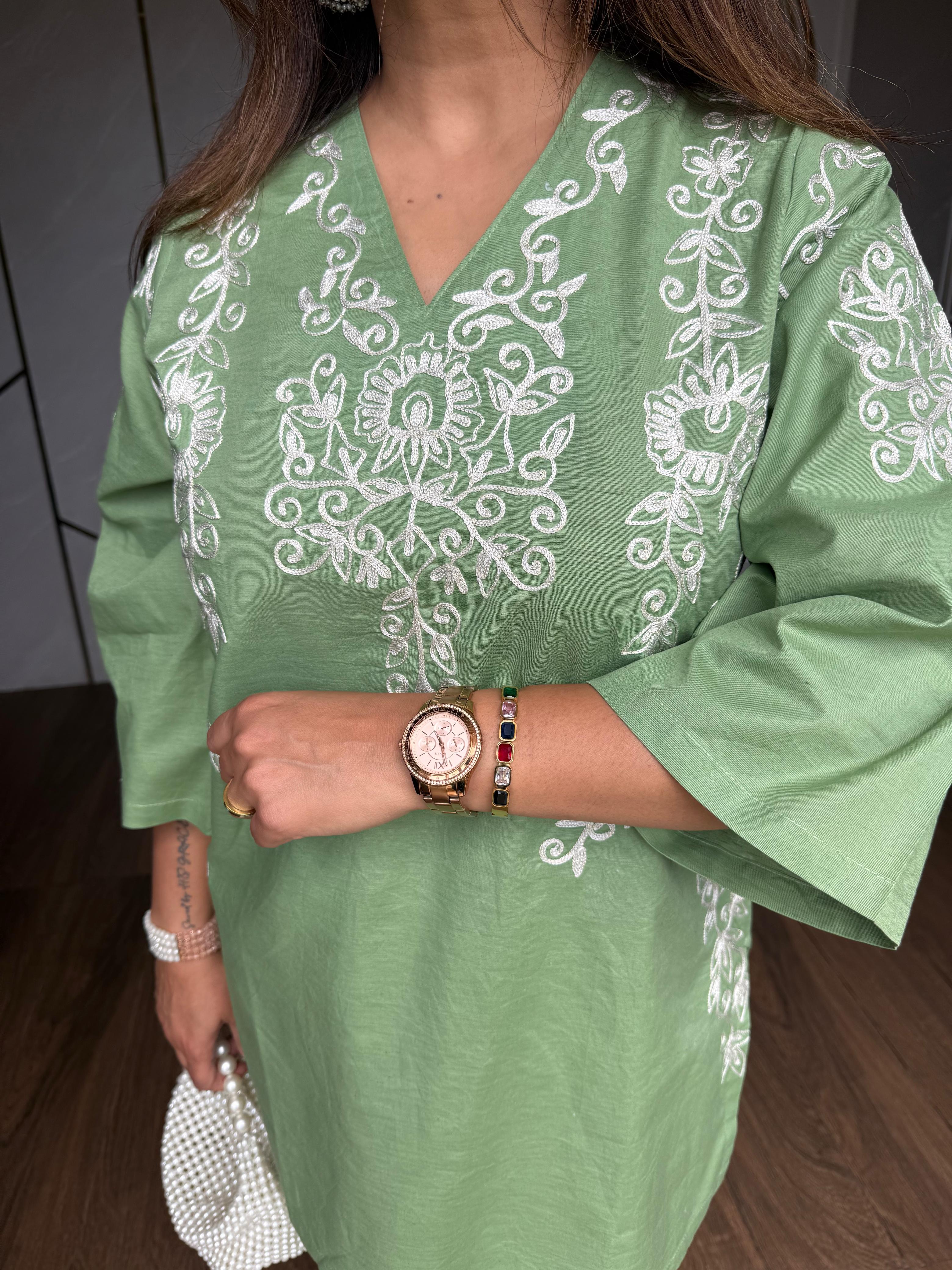 Kashmiri embroided linen co-ord set (coconut)