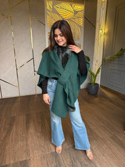 All new warm winter furr capes (Furr)