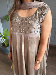 Beautiful mirror work detailing suit in pure chinnon with lining (Shina)