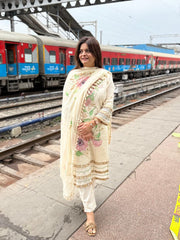 SANAM IVORY SUIT
