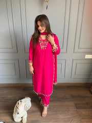 Beautiful mul chanderi suit with cotton lining with real mirror detailing on pockets and daman (Arna)