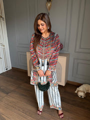 (Saba) Embroidered velvet co-ord set with farshi salwar