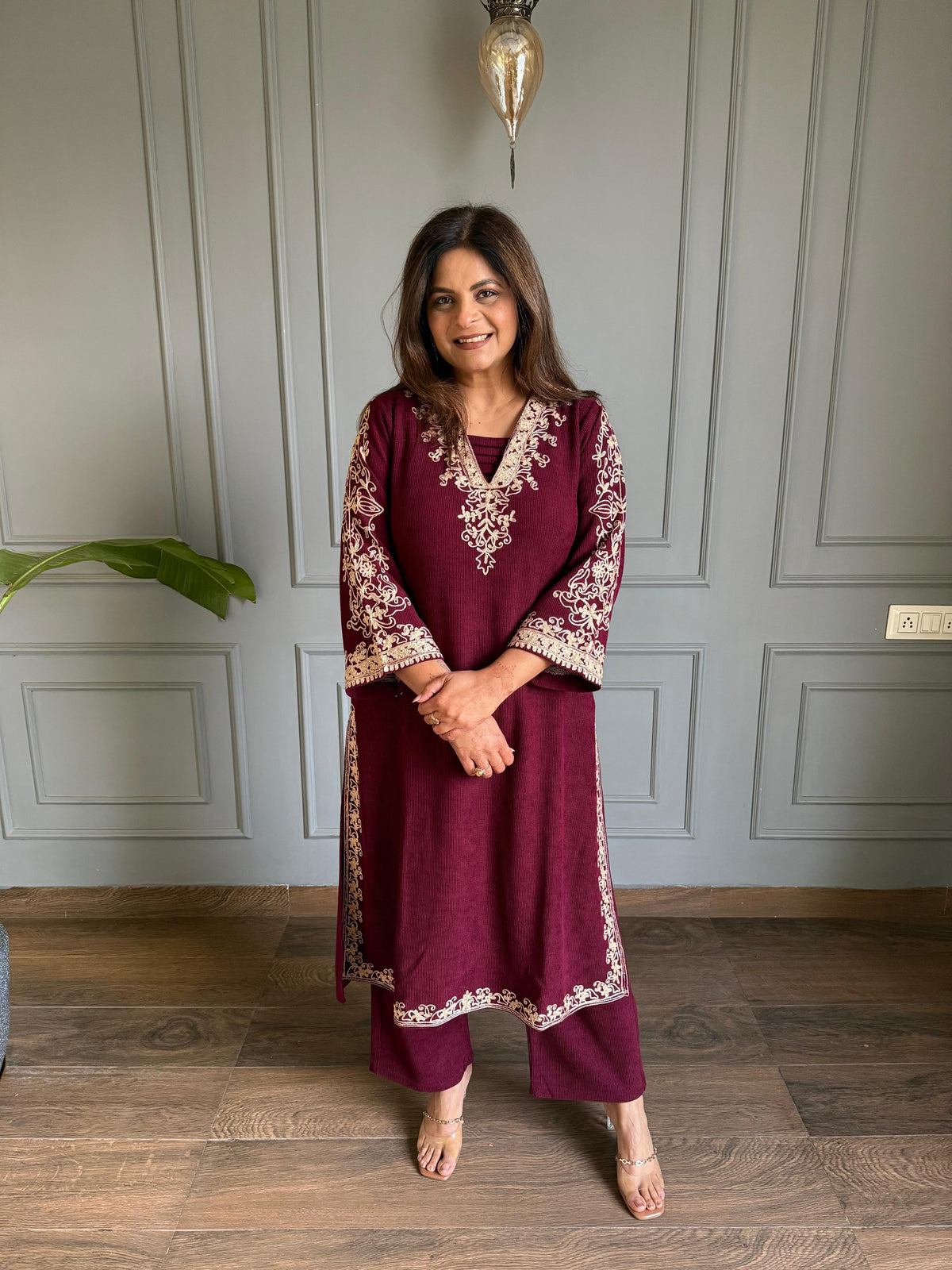 Corduroy velvet kashmiri pherans (Mira)