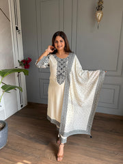 Pure cotton embroided suit (ZARA)