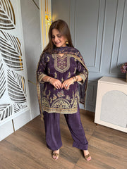 Pure crepe farshi suit with cotton lining (Samira)