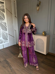 Beautiful embroidered 2 piece velvet co-ord set (Siya)