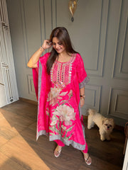 Beautiful summer embroidered kaftaan set (Aparna)