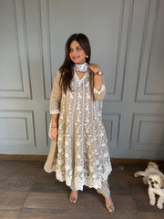 Mul chanderi cotton embroidered suit (Chavi)