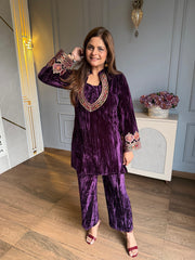 (Saiba) Velvet embroidered co-ord set with beautiful work on front and sleeves