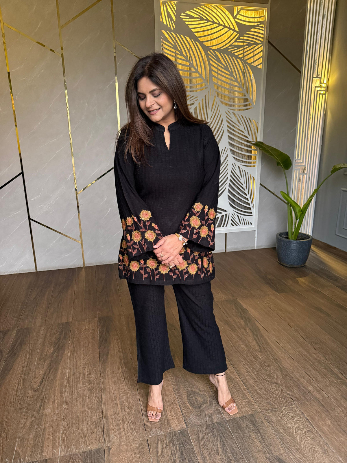 Woollen embroided 2 piece co-ord set (Simoah)