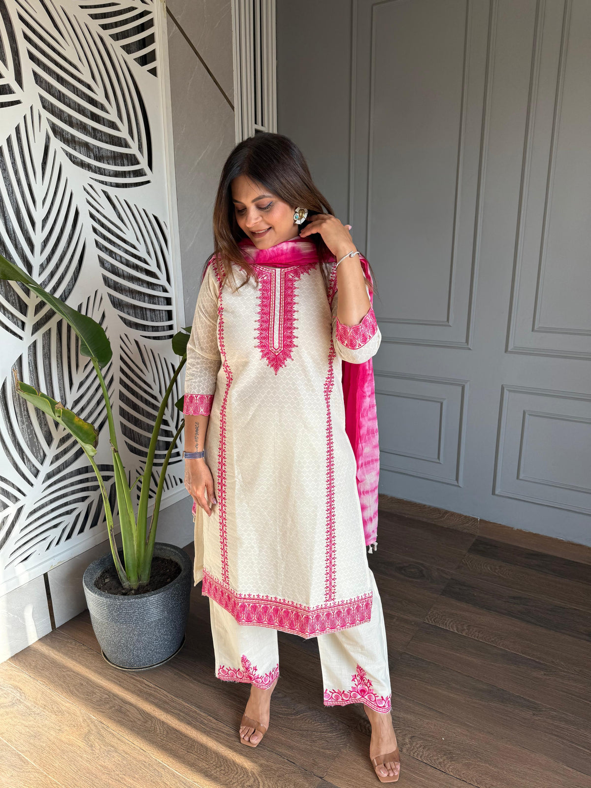 COTTON EMBROIDED SUITS (MANGO)