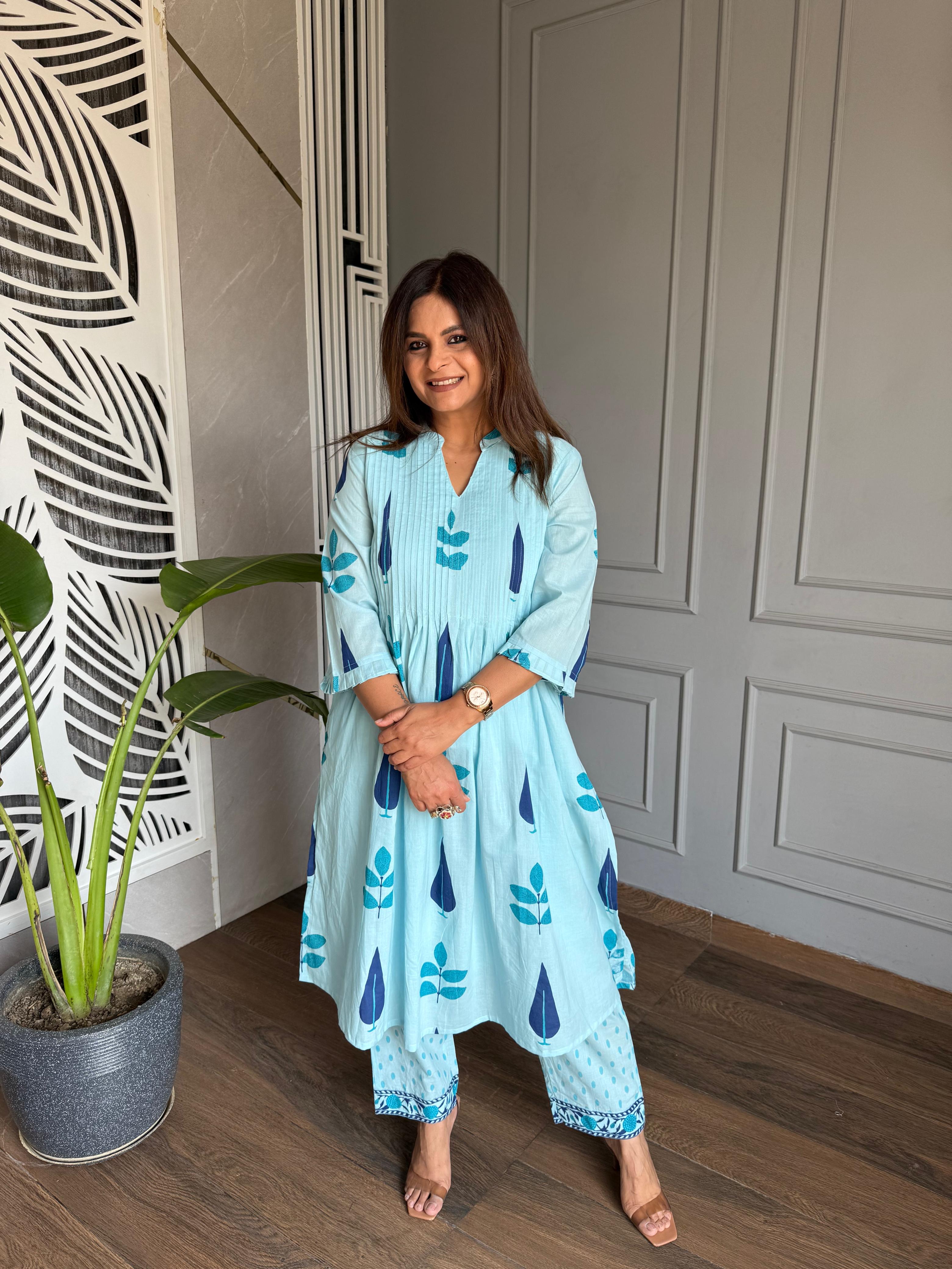 Cotton A line 2 piece pleated suit with lining on shirt (Titli)