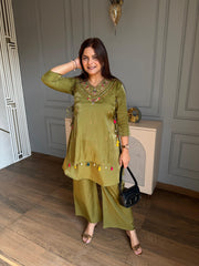 Beautiful 3 piece embroidered co-ord set (Vina)