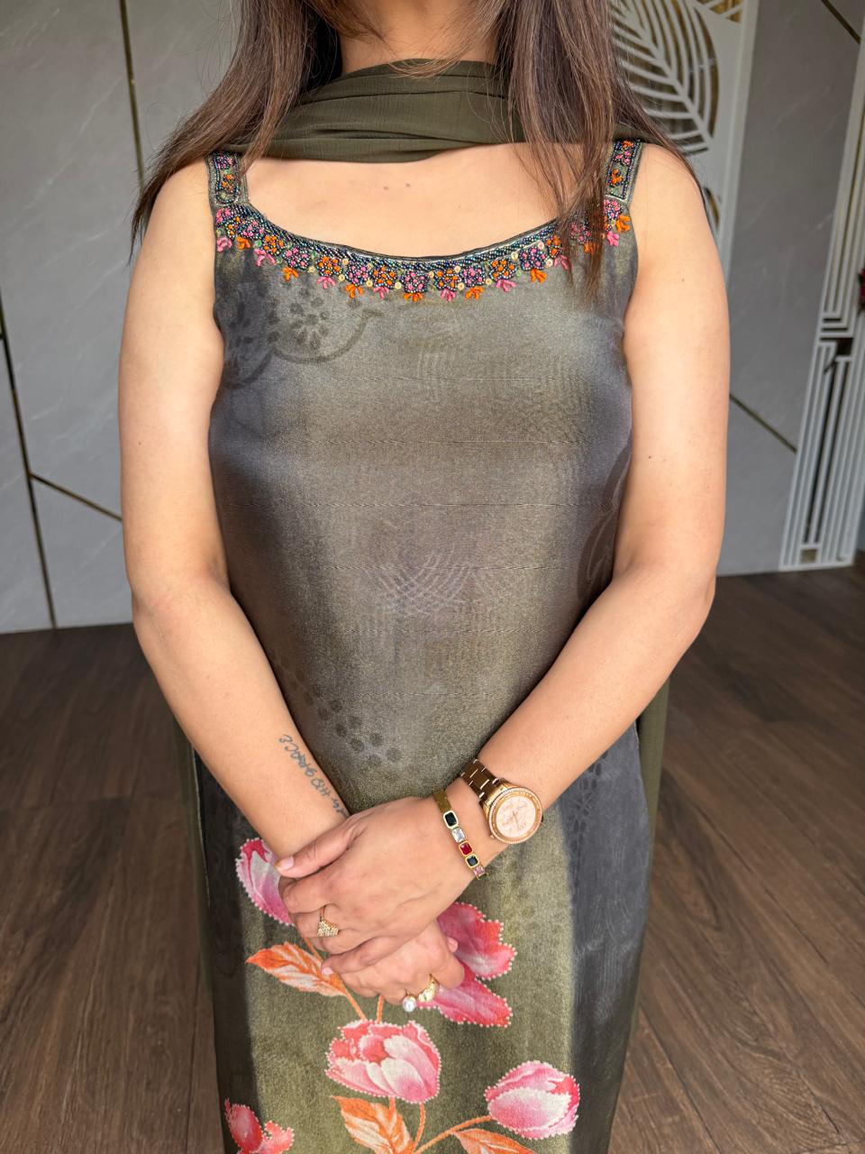 Hand embroided tissue silk suit
