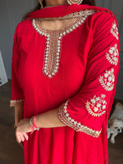 Beautiful anarkali suit with hand embroidery and georgette dupatta (Anuv)