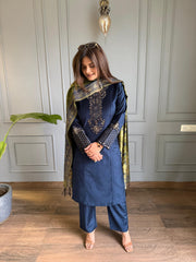 Velvet corduroy suit with banarasi dupatta (Naina)