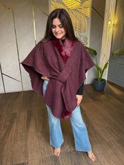 All new warm winter furr capes (Furr)